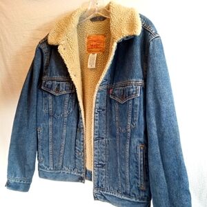LEVI'S Sherpa Trucker Denim Jacket